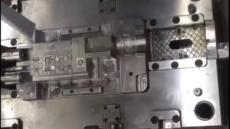 干冰清洗機(jī)加工行業(yè)案例